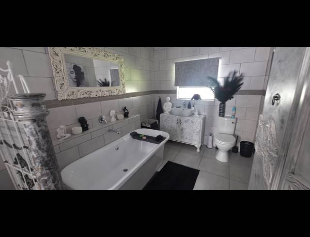 4 BEDROOM FREESTANDING FOR SALE IN BANKENVELD